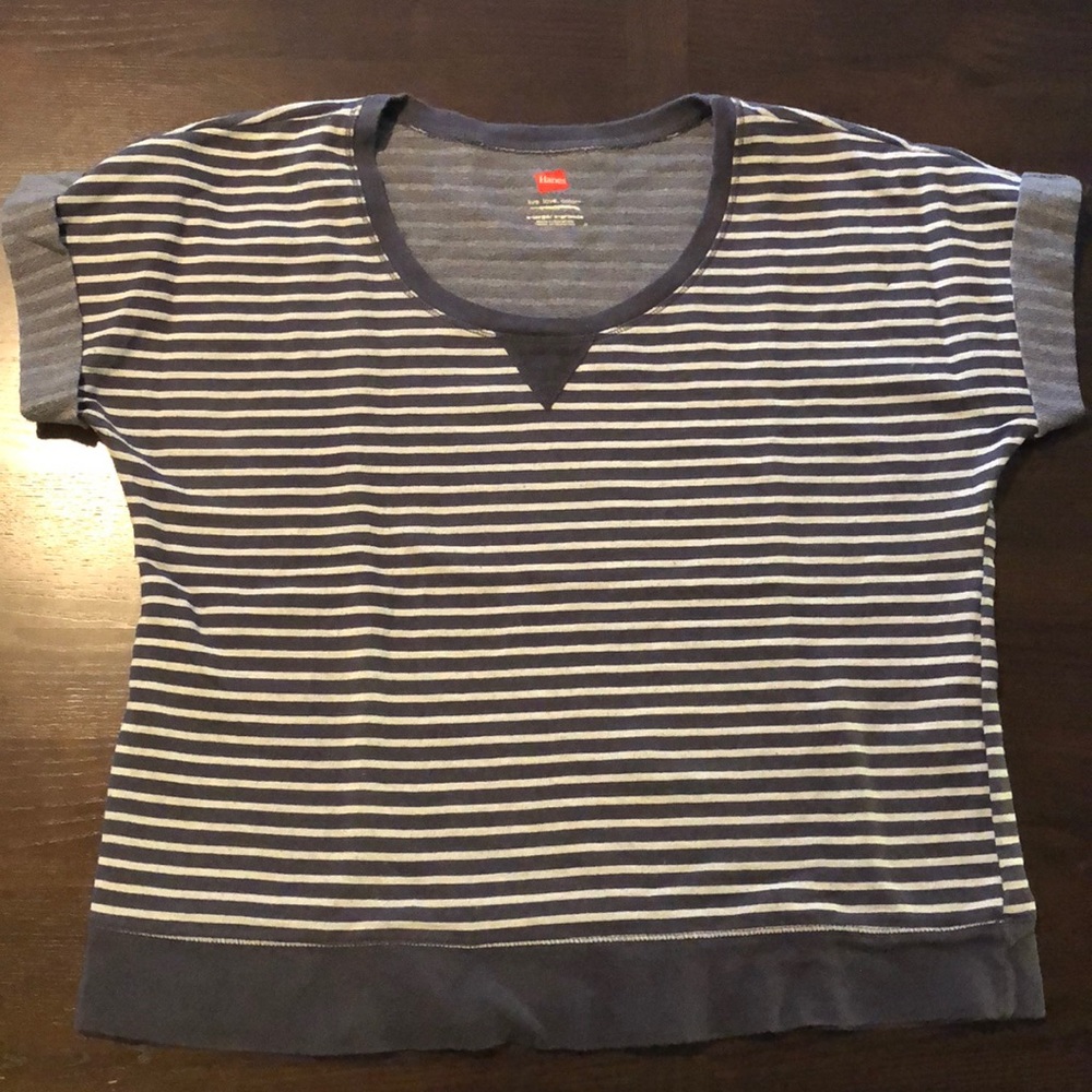 Navy and white striped shirt sleeved sweatshirt XL